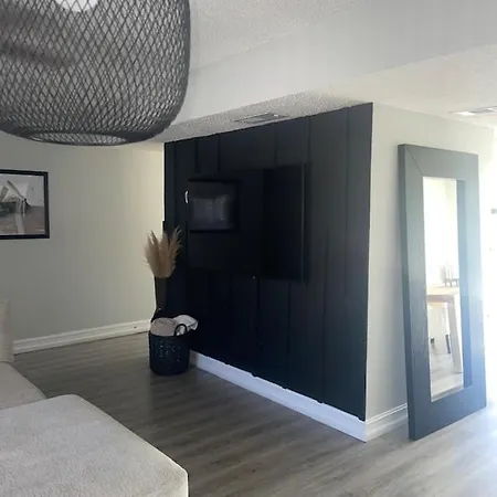 Modern Living Villa